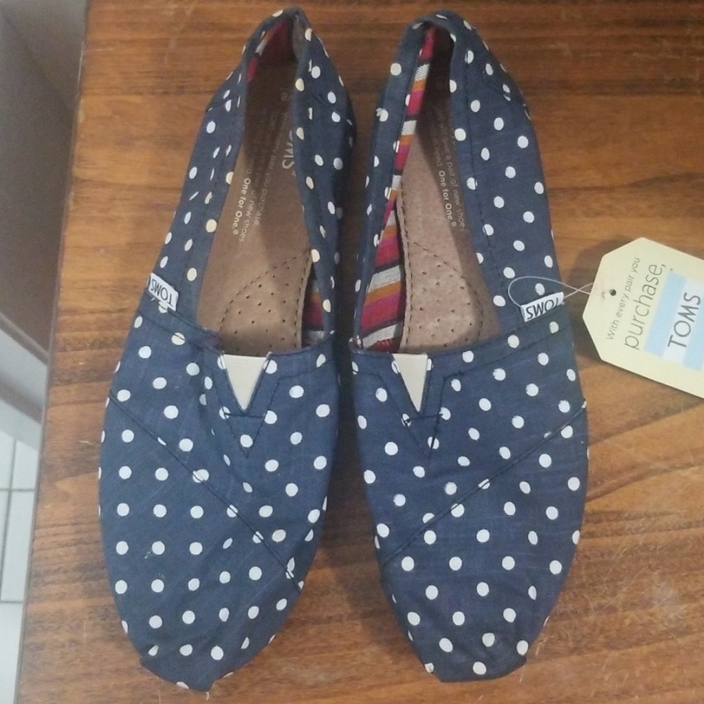 Tom's wmn classics, navy polka dot, 8